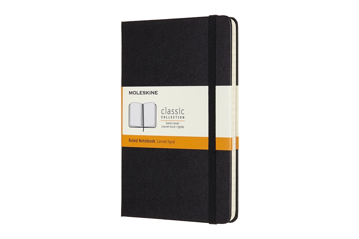 Een Moleskine Classic Ruled Hardcover Notebook Medium Black koop je bij Moleskine.nl